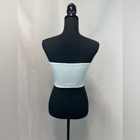 🐚2 For $20🐚 PacSun White Crop Top - Picture 2 of 3